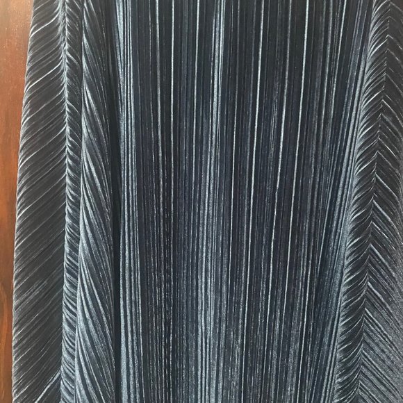 ELLOS SAPPHIRE BLUE VELVET MIDI SKIRT SX 22/24 - Picture 2 of 4